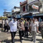 Kapolres Maros Bersama Bupati Pantau Relokasi Pedagang Pasar Sentral