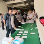 Bersih-Bersih, Personil Satuan Narkoba Lakukan Tes Urine