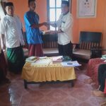 Susanto Serahkan Bantuan Insentif Guru TPA