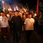 Pawai Obor Meriahkan Kampoeng Ramadan di Kelurahan Tuwung
