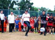 Resmikan School Mini Soccer di Kecamatan Tanete Riaja