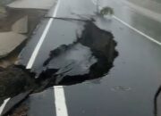 Jalan Poros Barru–Soppeng Longsor, Mobil Truk Tak Bisa Melintas