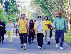 Car Free Day di Alun-Alun Hadirkan Layanan Perpustakaan