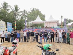 Lomba Taxi Gabah di Tanete Berhadiah Motor