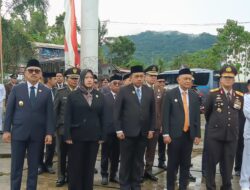 Peringati Hari Pahlawan Ketua DPRD Sulbar Ikuti Upacara dan Ziarah Makam Pahlawan di TMP Pati’di 