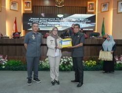 Serahkan APBD tahun 2026, Proyeksi PAD Rp 132 Miliar