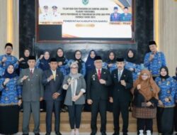 Ketua DPRD Barru Tekankan Profesionalisme CPNS, PPPK, dan Pejabat Fungsional yang Baru Dilantik