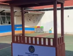 Gerobak Usaha Hasil Pembinaan Ramaikan HBP ke-62 di Rutan Barru