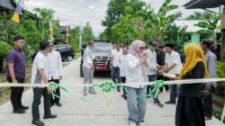 Resmikan Jalan Beton di Passedde