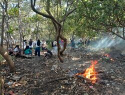 Rabu Bersih di Desa Ajakkang, Warga Gotong Royong Bersihkan Pantai Minangatoa Demi Wujudkan Destinasi Wisata Pesisir