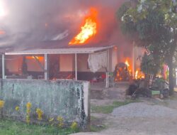 Si Jago Merah Mengamuk di Asrama Militer Rindam XIV/Hasanuddin Mawang, 6 Rumah Ludes Terbakar