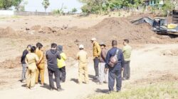 Bupati Bantaeng Tinjau Pengerukan Cekdam Balang Sikuyu untuk Antisipasi Banjir